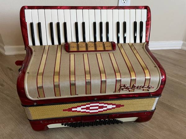 Hohner Concerto III 1