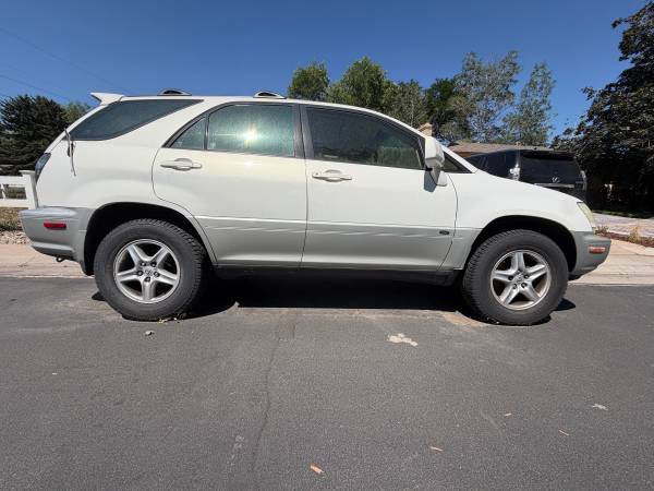 2003 Lexus RX300- Blown Engine- Mechanic Special 1