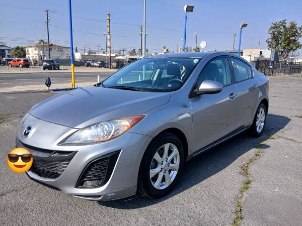 2010 MAZDA 3 1