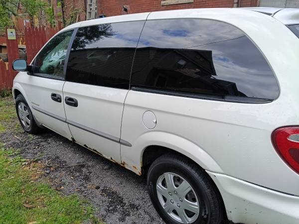 Grand caravan - $2,000 (Niagara falls NY)63483374753025122