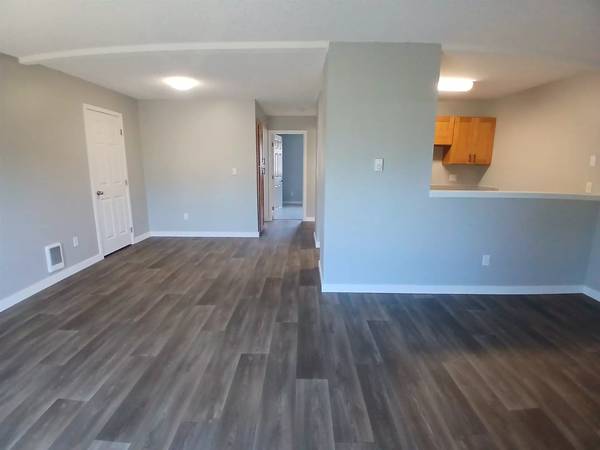 $1,850 / 2br - 860ft2 - The pinnacle of comfort: Exceptional 2 BR spaces available. (Kent)63850757040259120