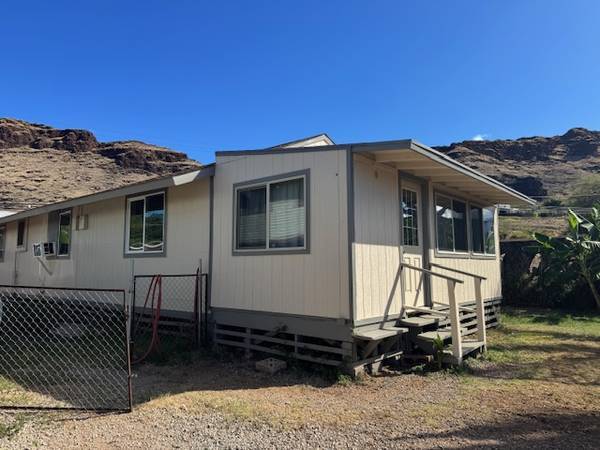 Duplex Unit B Hakimo Rd 1