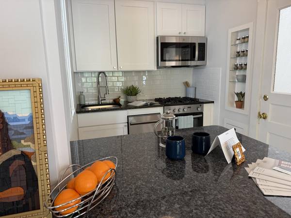 $3,600 / 2br - 932ft2 - 2 Bedroom in the heart of Cambridge (Cambridge)63856666106755123