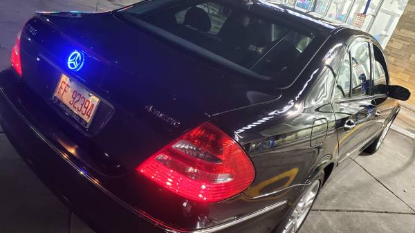 2006 Mercedes E350 4 Matic completamente equipado, cuero, techo solar, excelente estado - $3.650 (Oak Park)63469629195649121