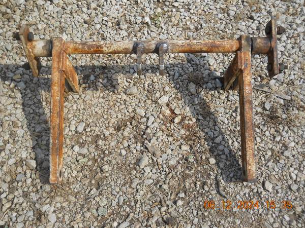 Rear lift for AC C 1