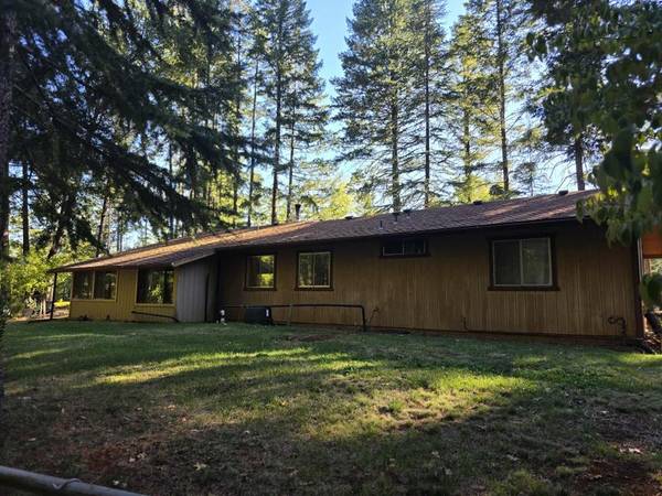 $445,000 / 3br - 1040ft2 - Ranch home on Parklike Setting IVRE#2729 (Cave Junction)64192593219330121