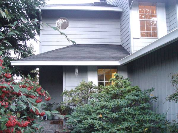 $3,100 / 2br - 1300ft2 - FABULOUS & BRIGHT 3 BR / 2.5 BA REDMOND TOWNHOME (Redmond Kirkland)63870757697665124