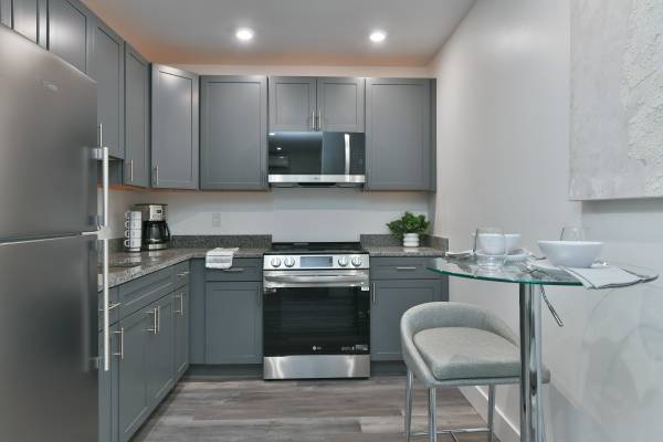 $1,625 / 1br - 9999ft2 - LYNN/BOSTON LOW MOVE IN COSTS! NOW RENTING AREA'S NEWEST DEVELOPMENT63856552815363123