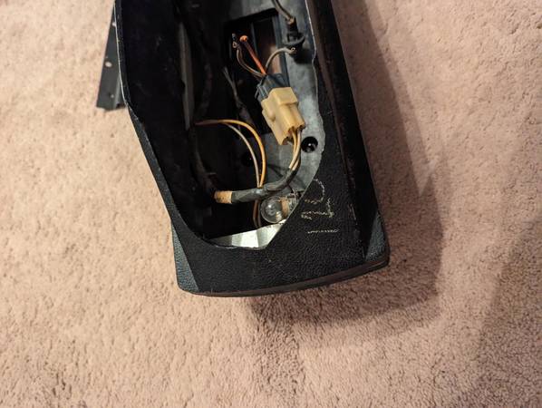Oldsmobile F85/Cutlass/442 Consola central 1967-1969 - $125 (Lawton)62979525603587123