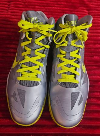 Nike Air Max Hyper Aggressor Gray Basketball Shoes Men's 12.5M 1
