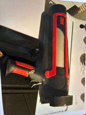 Body putty mixing gun 1
