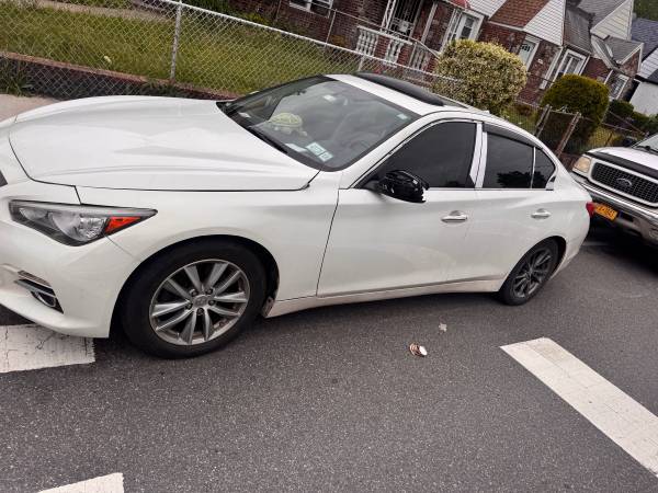 White Infiniti Q50s - $9,100 (Jamaica)63614439961217123