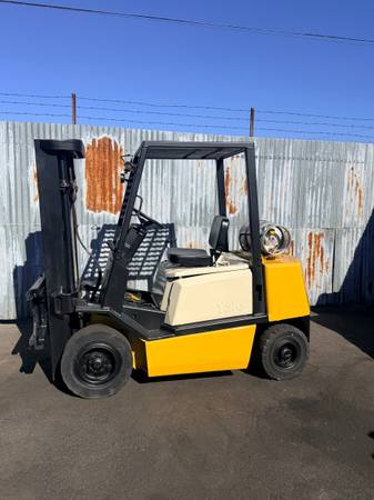 Forklift 1