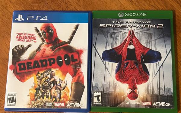 Deadpool Spiderman 2 1