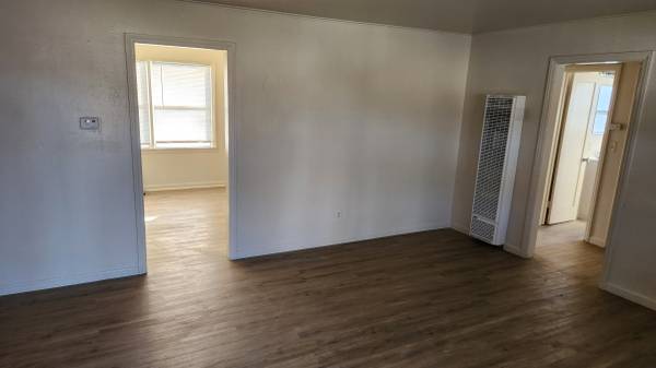 2 bedroom Duplex with Laundry Room & Garage - Section 8 OK 1