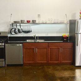 $2,325 / 2br - 1200ft2 - Stunning 2 Bedroom Loft! Huge windows & city views.ONE MONTH FREE (Chicago)63959877687298124