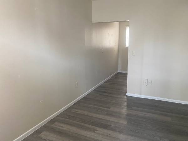 $1,345 / 2br - 8612ft2 - 200 NW 17th Street #202 (Miami)64051005648258120