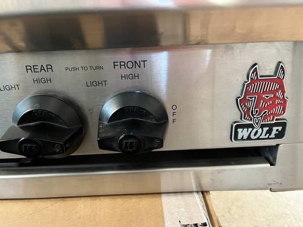 48 inch Wolf gas cooktop 1