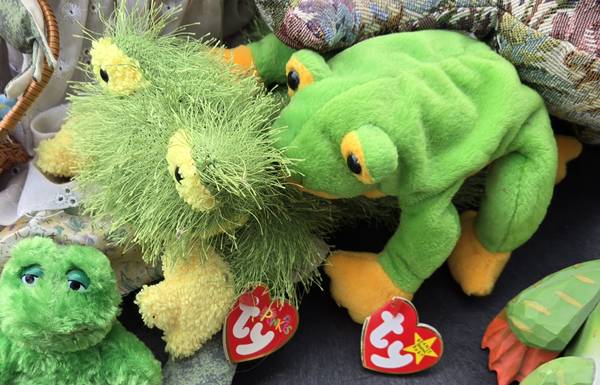 FROG stuffies and plushies 1