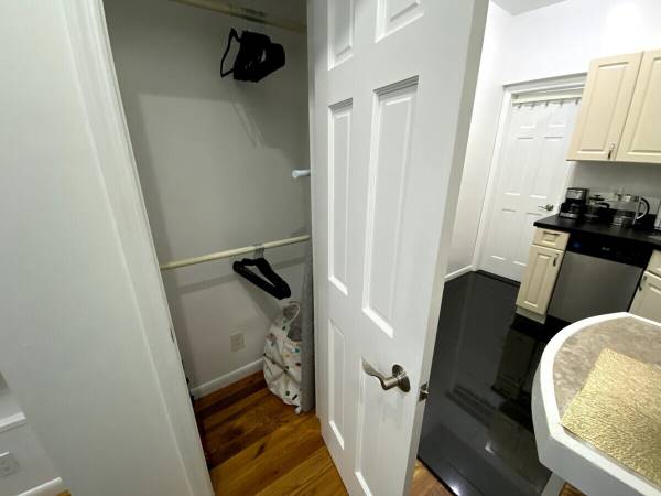 $3,500 / 550ft2 - Cozy Fully Furnished Studio Apartment (East Harlem)64033800167683122