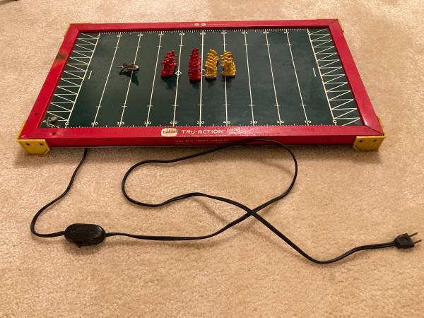 Vintage Tudor Electric Football Game 1