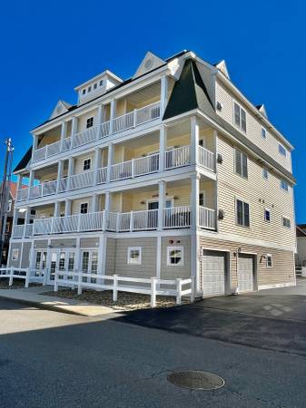 $2,500 / 2br - 1062ft2 - WINTER RENTAL 2 BR-2Bath Condo, Garage-2 Spots, Portsmouth, Exeter (Hampton Beach)63656244949889121