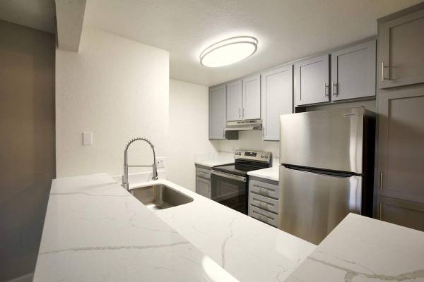 $2,899 / 3br - 1117ft2 - In West Covina, Wall unit Air Conditioning, 3B/2B63812226429827124