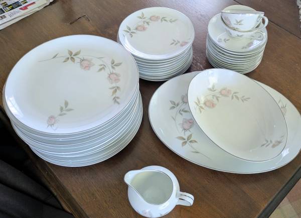 China dinnerware 1
