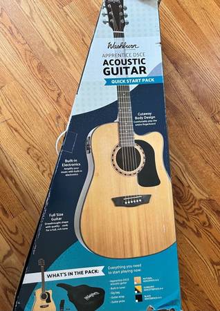 Washburn D5CE Apprentice 6-String Acoustic Guitar Quick Start Pack (Na 1