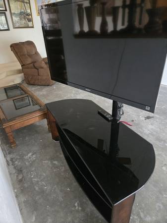 Sony 42" TV with Stand 1