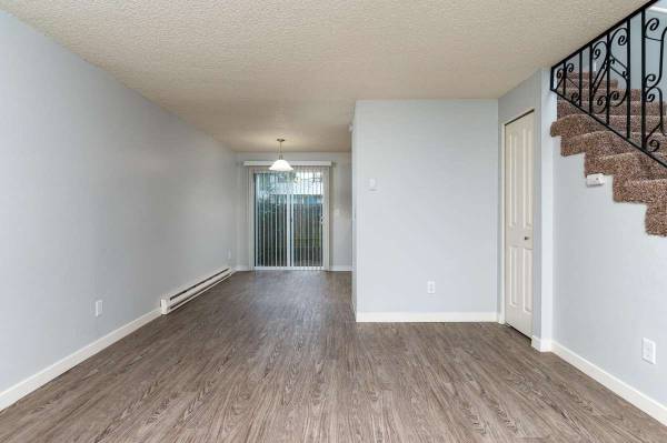 $1,675 / 2hab - 832ft2 - Disfruta de serenidad y tranquilidad en nuestro encantador estilo jardín de 2 hab/1 ba (Tigard)63841706877313124