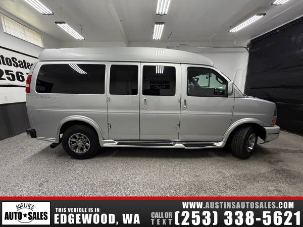 2016 GMC Savana 2500 - Photo 2