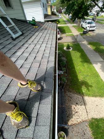 GUTTER CLEANING 1