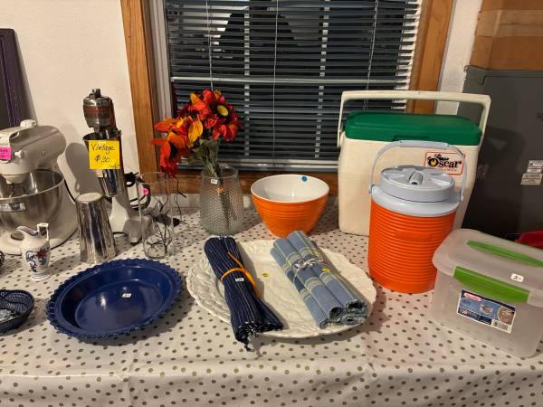 Yard sale photo