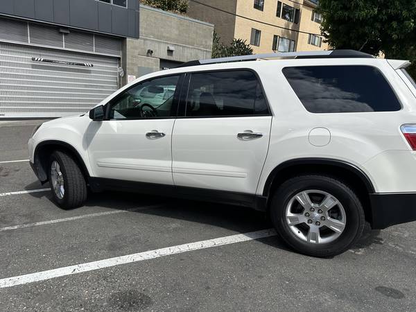 2011 GMC Acadia - $8,250 (First Hill)63623249414147122