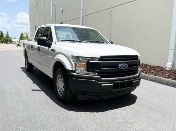 Camioneta pickup Ford F-150 4D Crew Cab 2020 - $19,800 (Largo)63443316220291121