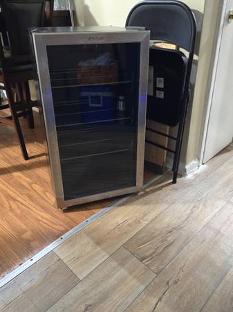 Comercial mini fridge 1