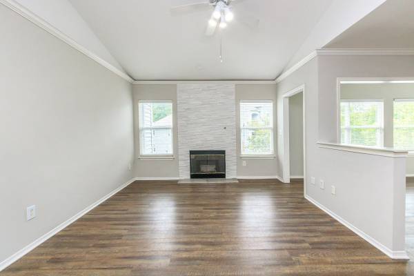 $2,158 / 1br - 788ft2 - Business Center, 1 BD, Fairfax VA (4201 Jefferson Oaks Cir, Fairfax, VA)64040360514434120
