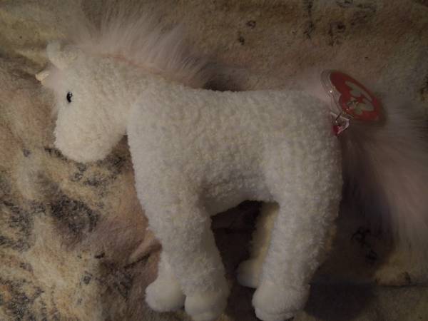 Breyer plush standing unicorn Sparkles 1