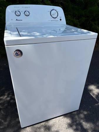 Lightly used Amana Top Load Washing Machine 1