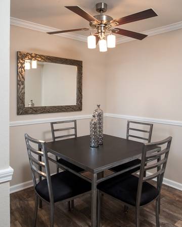 $2,808 / 2br - 834ft2 - MODERN, STYLISH APARTMENT HOMES! (Simi Valley)63800450376835123