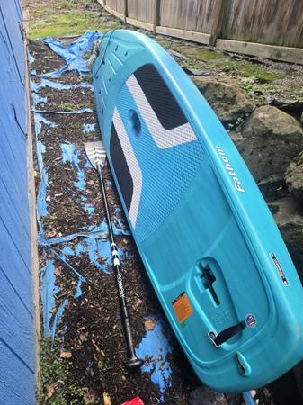 Fathom 100 Stand Up Paddleboard 1