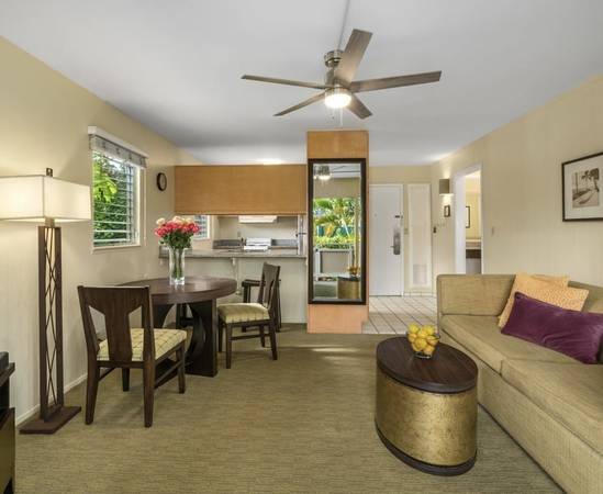 $2,200 / 1br - 633ft2 - $2200/mo furnished 1BR (Kapaa)63686745848961121