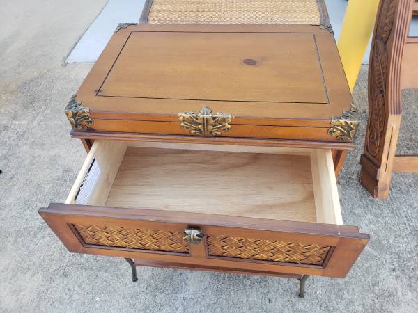 2 very unique side tables / night stands 1