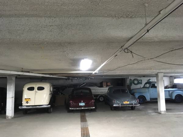 $75 BARGIN!!!    HEATED CAR STORAGE 1