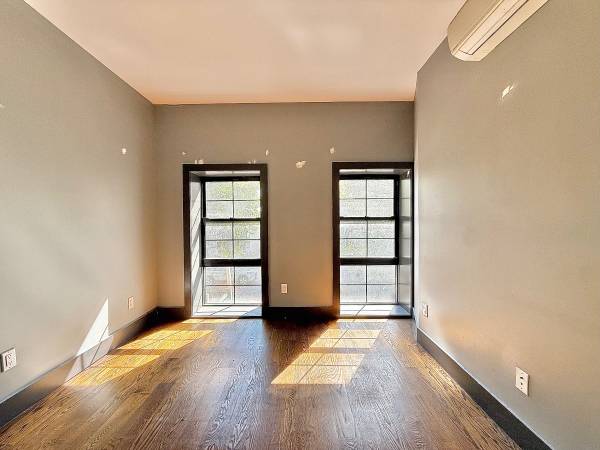 $4,400 / 4br - 4 Bed 2 Bath (Bushwick)63945632907266121