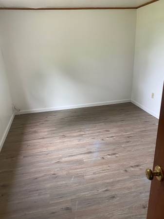 $825 / 1br - 1 bedroom apt. Schuyler Falls, NY (Schuyler Falls)63833986402433124