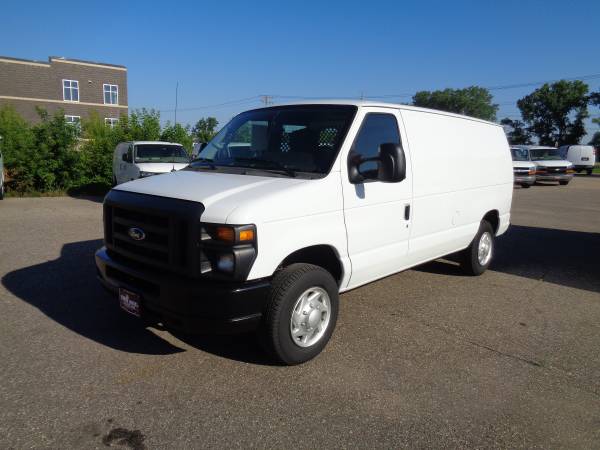 2013 FORD E-150 84.000 kilómetros reales. Furgón de carga "Llama al Rey". - 13.900 $ (KING CARGO SAVAGE MN.)634700677973771228