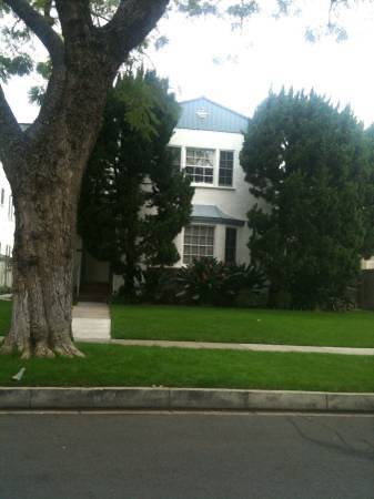 $1,865 / 1br - 1000ft2 - STUDIO CITY-1bdrm/1bth must pre-qualify (Studio city)63701073596291124