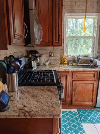 $700 / 1br - 🌟 Room for Rent – Quiet, Friendly Home near UMD & Metro 🌟 (College Park)63821978081411124